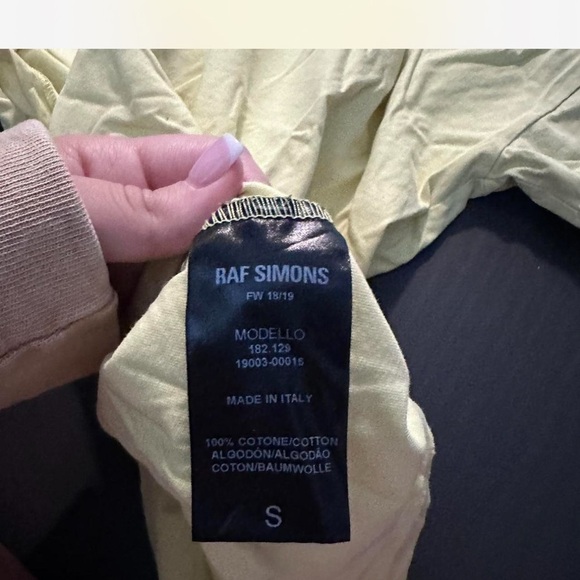 Raf Simons FW18 Drugs T-Shirt - Picture 4 of 4